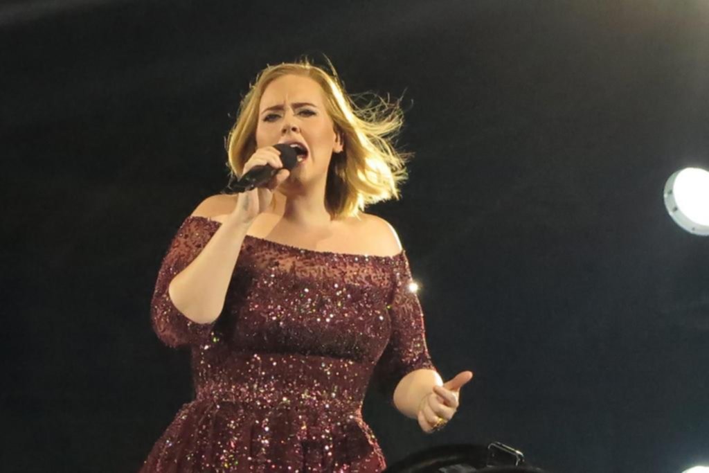 Confirmado: Adele vuelve a las bateas tras cinco años de silencio