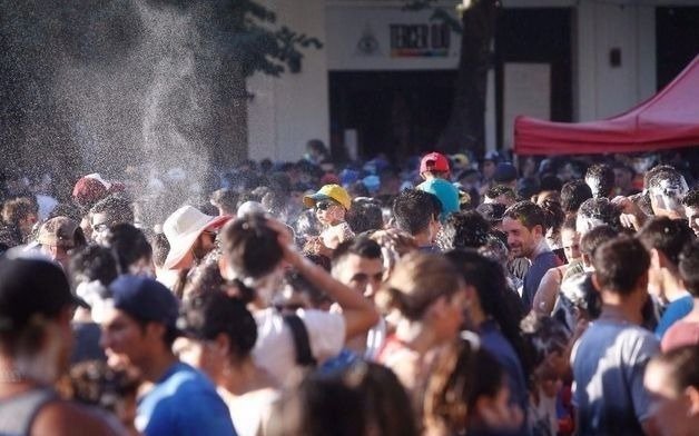 A pocos días del Carnaval, la ciudad palpita los festejos en 'La Repu'