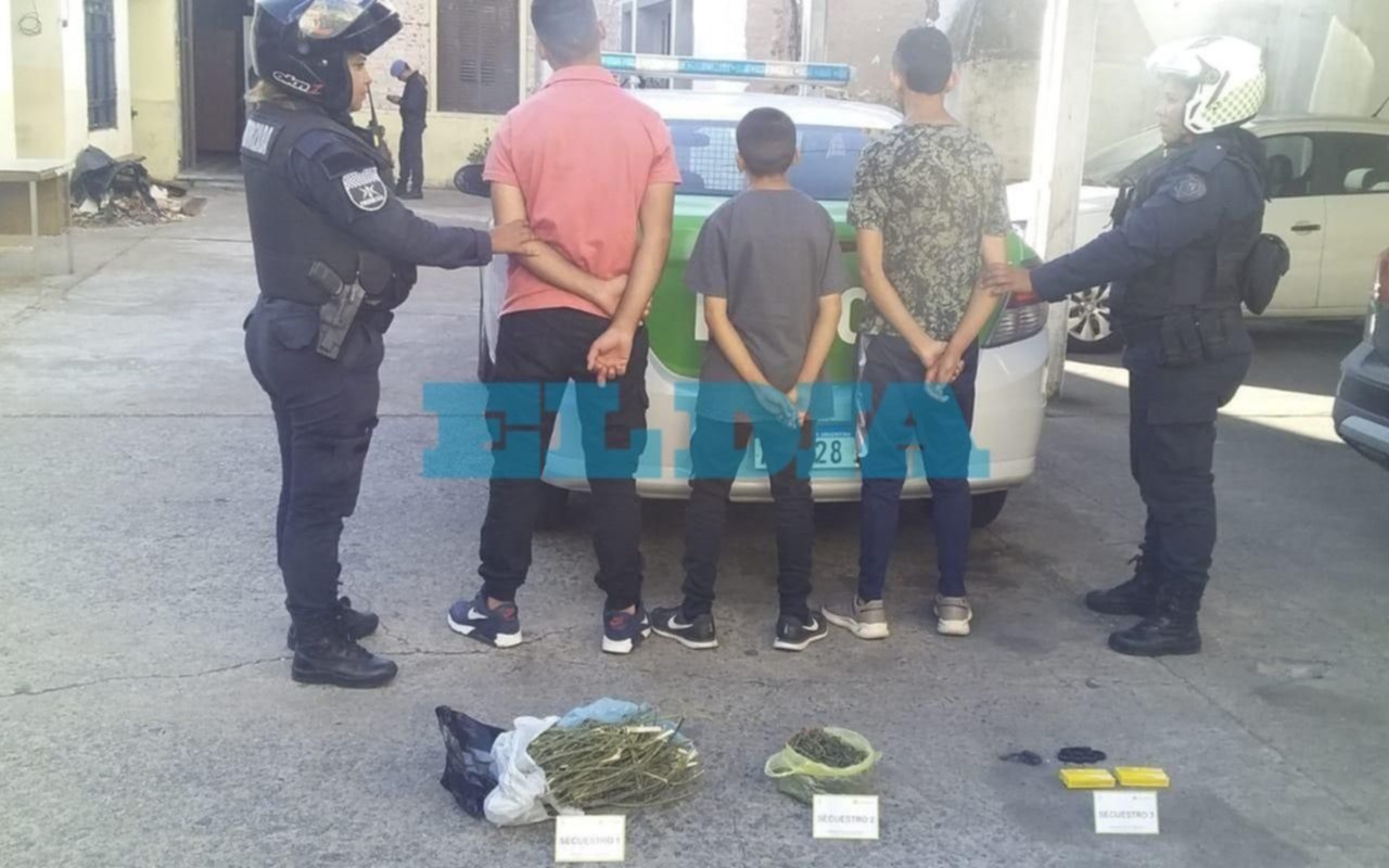 Tres adolescentes fueron detenidos en 11 y 51 con 350 gramos de marihuana y pastillas de clonazepan