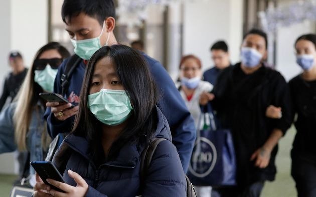 China reporta otros 52 muertos, el menor balance diario en tres semanas