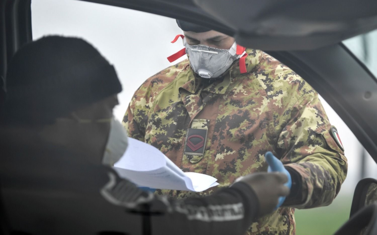 Italia eleva a 12 los muertos y registra los primeros menores afectados