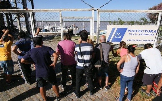 Encuentran un cuerpo en el río Paraná en Rosario e investigan si es el joven desaparecido