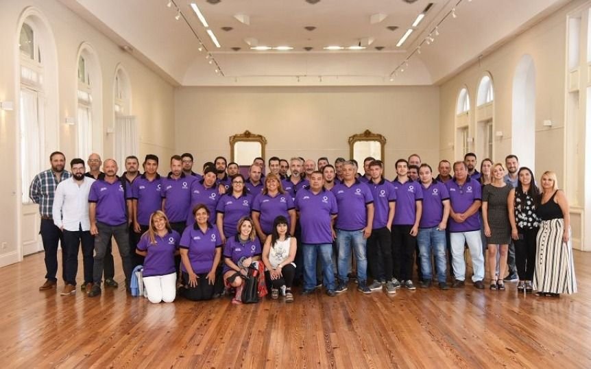 Entrega de credenciales a inspectores  municipales