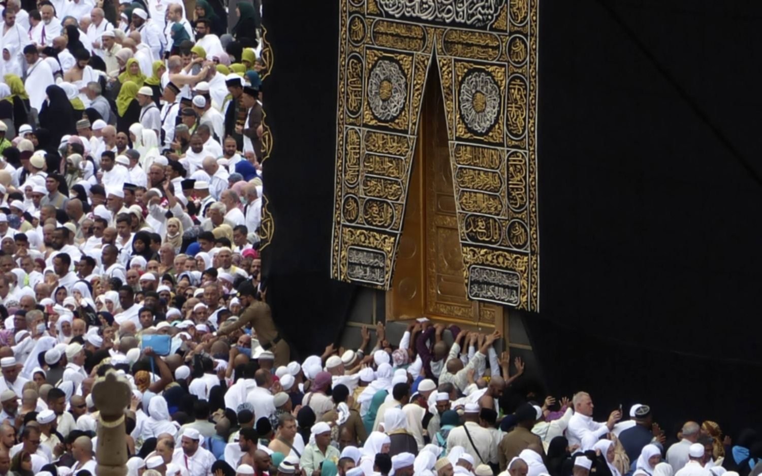 Arabia Saudita: suspenden la peregrinación a La Meca como prevención por el coronavirus