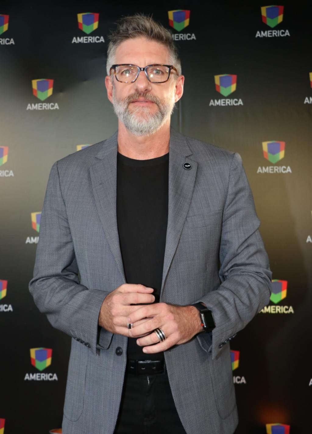 El lunes, Luis Novaresio debuta en “Animales Sueltos” por América