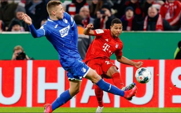 Inédita medida de los jugadores de Bayern Munich y Hoffenheim en medio de un partido