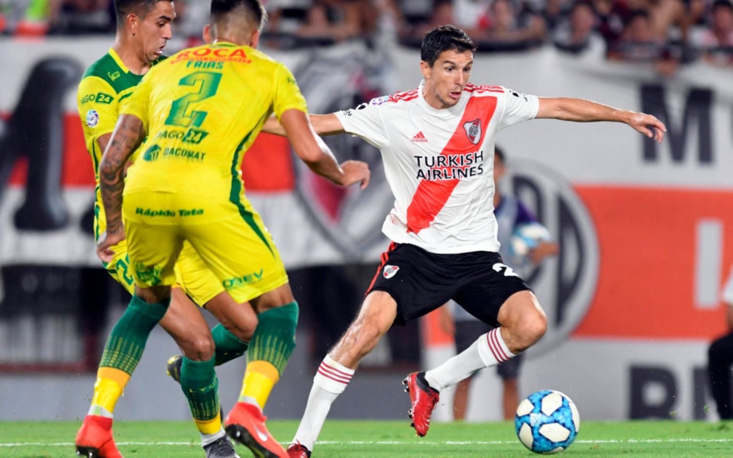 River rescató un empate que le permitió conservar la punta en soledad