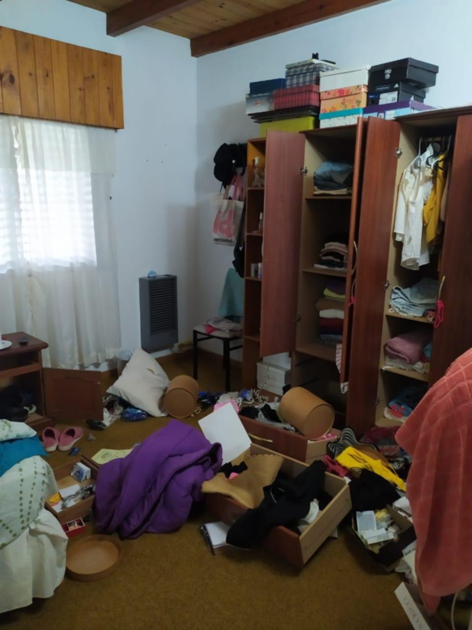 Fueron a almorzar con familiares y en un rato les dieron vuelta la casa