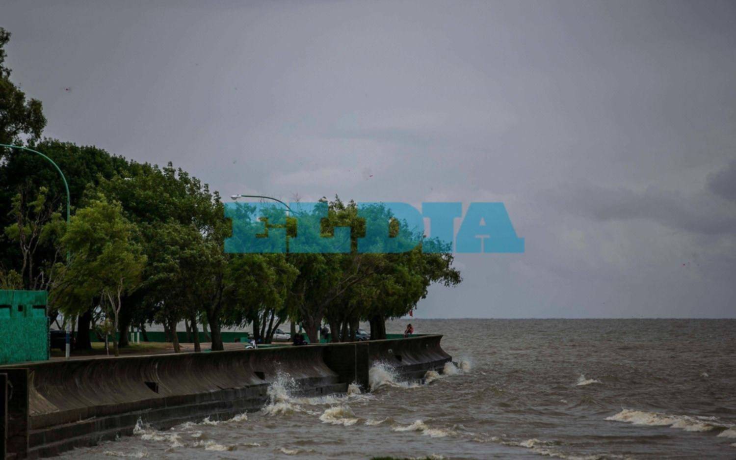 Hay alerta por una nueva crecida del Río de la Plata