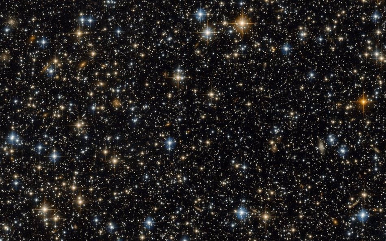 Se encontraron indicios de Materia Oscura en una galaxia muy antigua