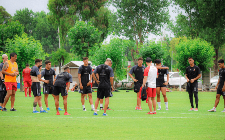Brote de coronavirus en Huracán: 12 futbolistas dieron positivo y estarán aislados por diez días
