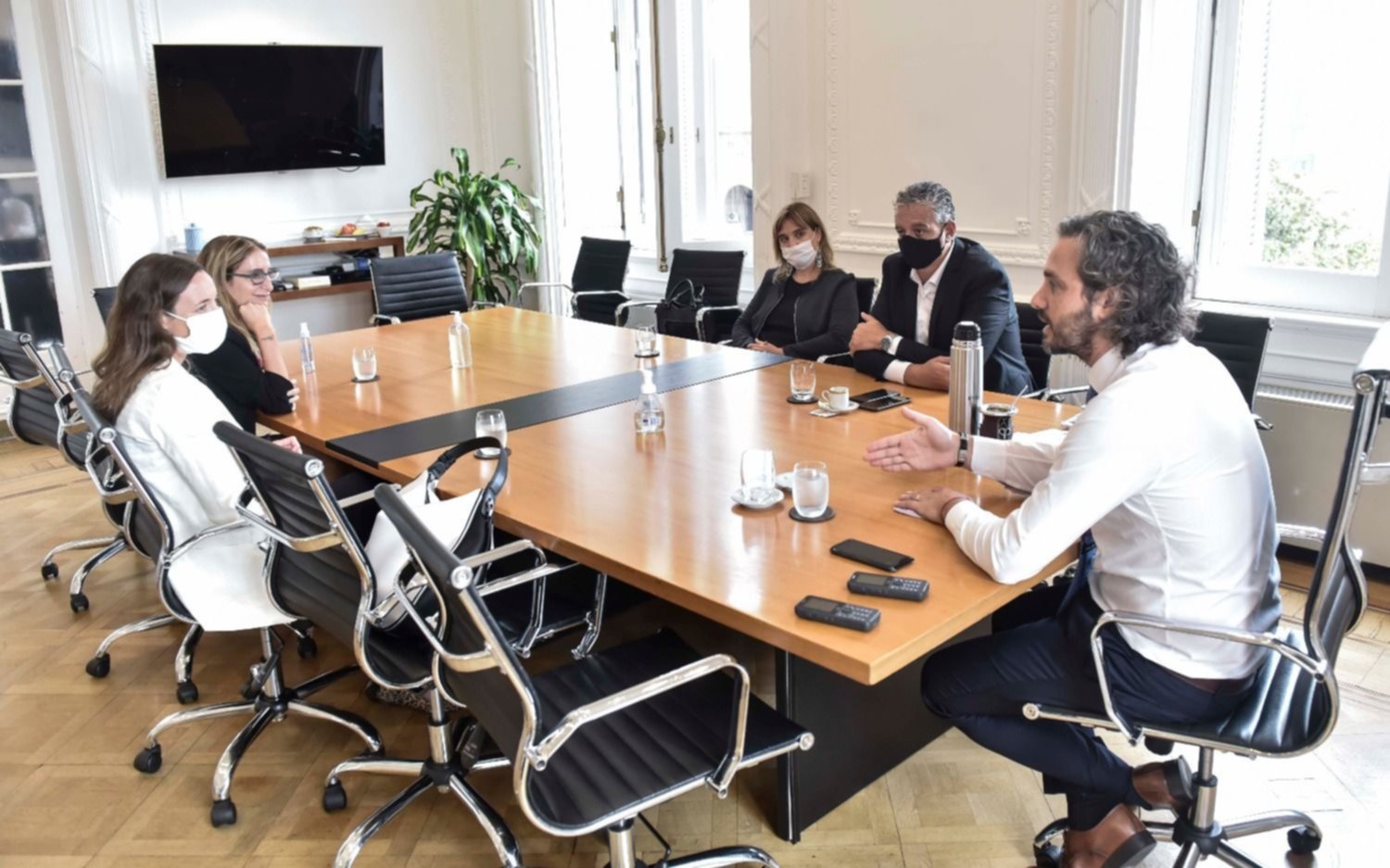 Cafiero recibió a Manzur para avanzar en un convenio para informatizar áreas del gobierno tucumano