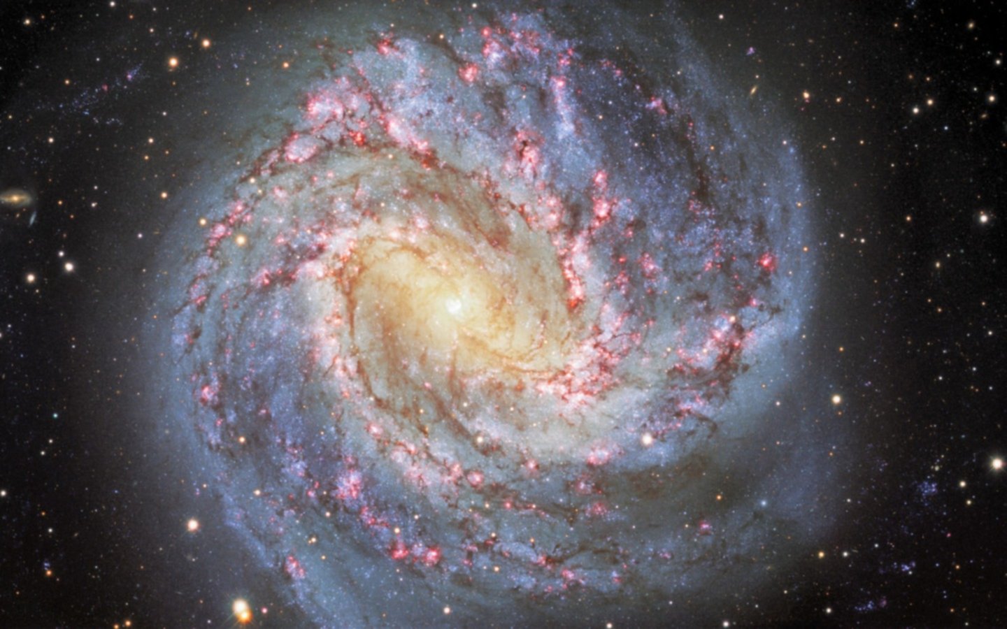 Impresionante: captaron en Chile una nueva imagen de la galaxia espiral Messier 83