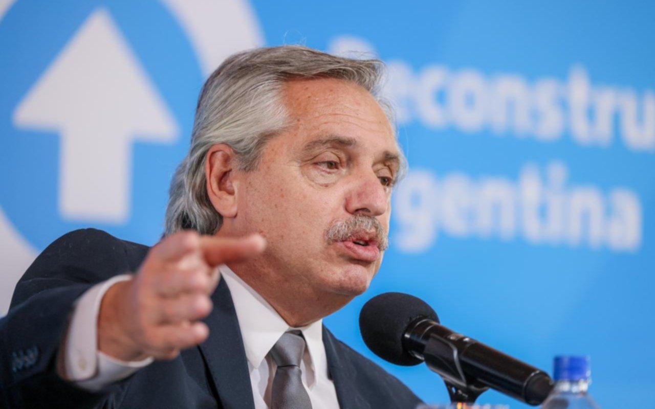 Alberto Fernández: “Hasta hace 20 días era un envenenador serial, pero ahora me piden que consiga veneno para todos"