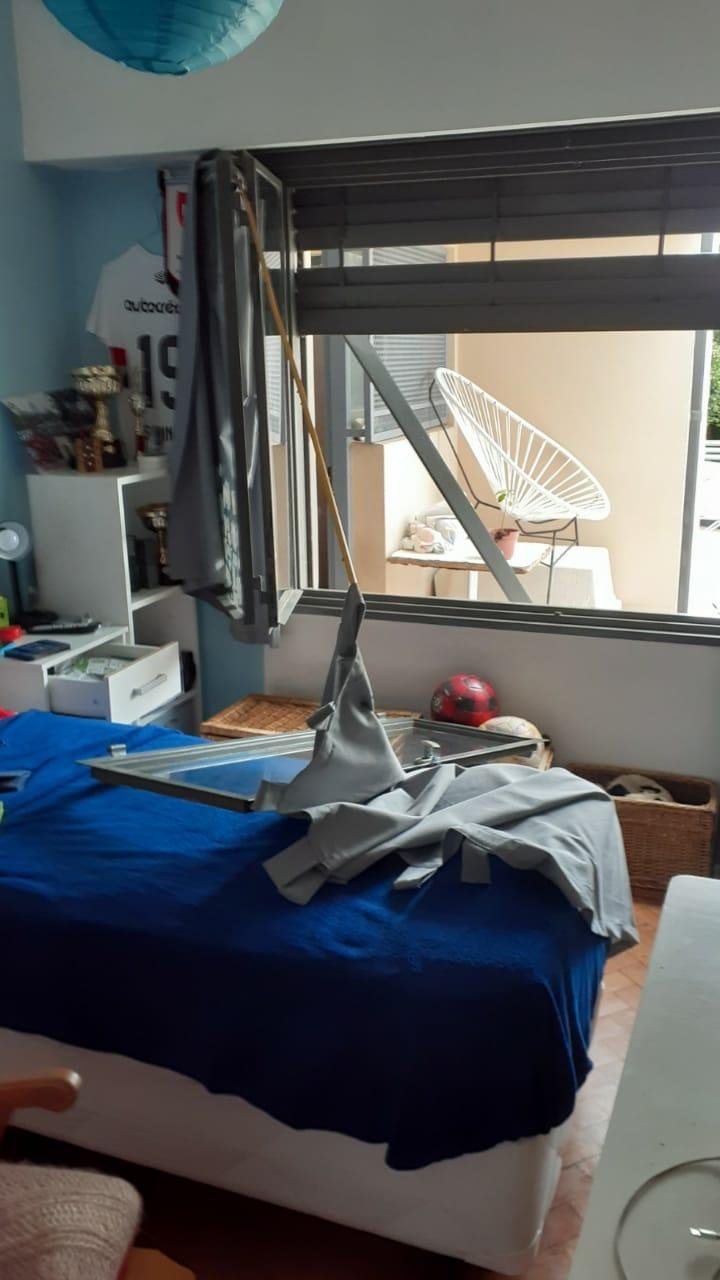 Ladrones aprovechan el “alarmazo” y roban en una casa de Barrio Hipódromo