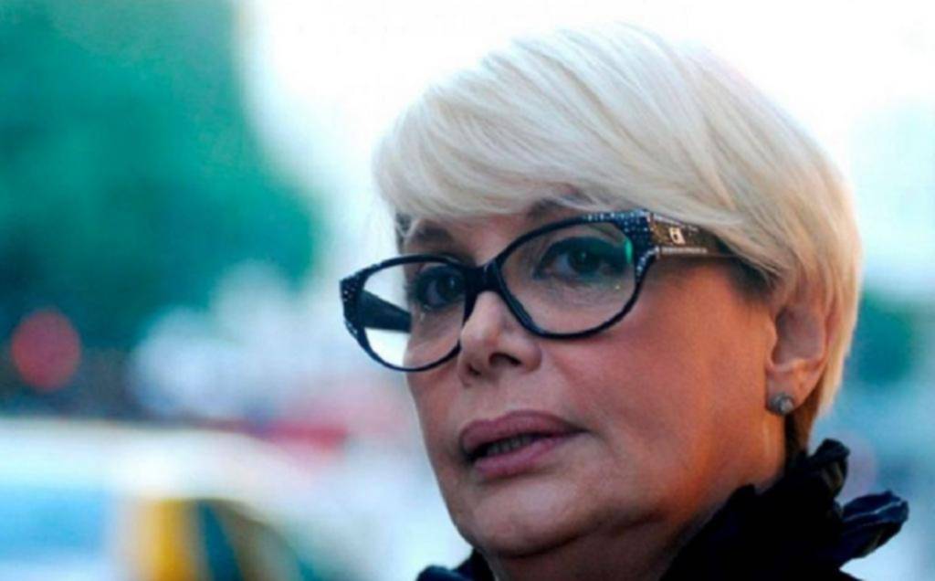 Carmen sigue evolucionando y ya respira sola