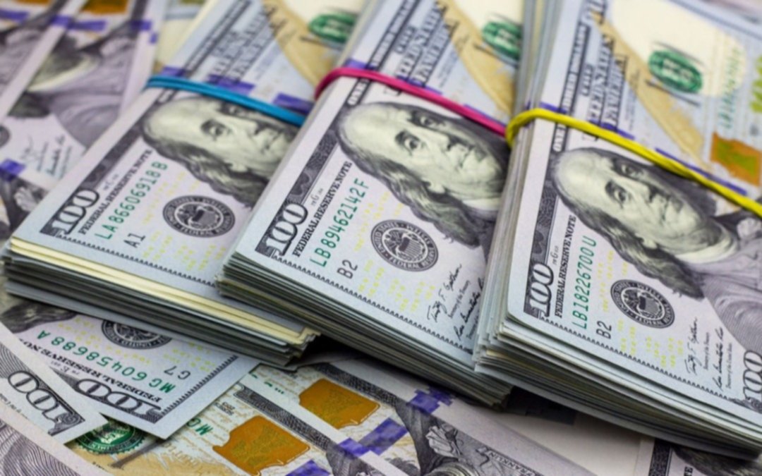 Paso por paso, cómo pedir el reintegro del 35% por la compra de dólar ahorro para los que pagan Ganancias