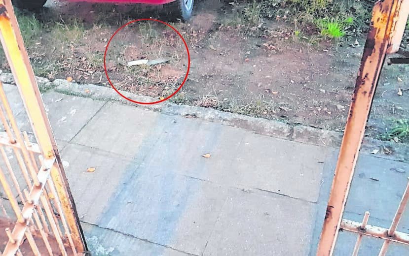 Mientras dormía, en silencio le saquearon el departamento
