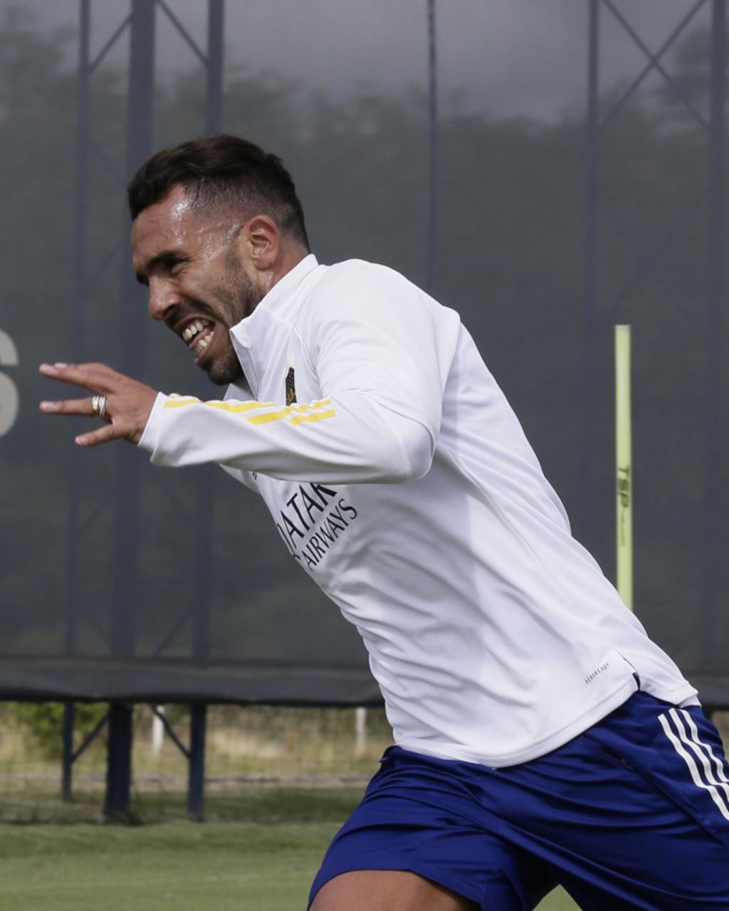 Boca, con la dupla Tevez-Zárate para enfrentar al Lobo y operan a Pavón