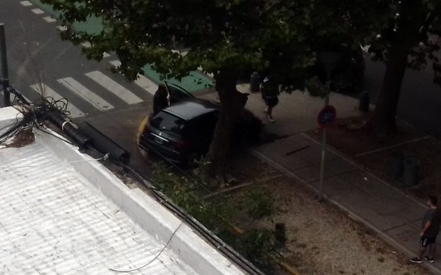 Fuerte choque en 3 y 60: intervino una ambulancia