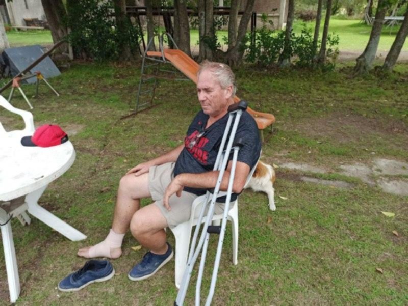 En una madrugada con nueve tiros, asaltan y atan a una pareja de Arana