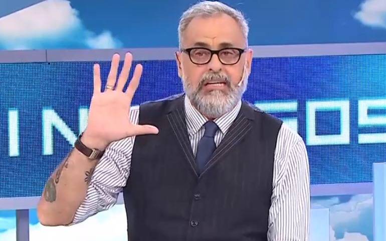 El polémico tuit de Jorge Rial tras la internación de Luis Brandoni por coronavirus