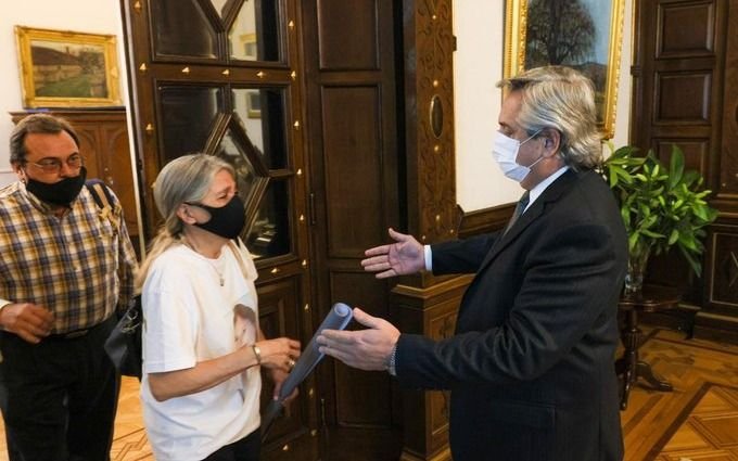 El Presidente se reunió con los padres de Úrsula, la joven asesinada por su exnovio en Rojas