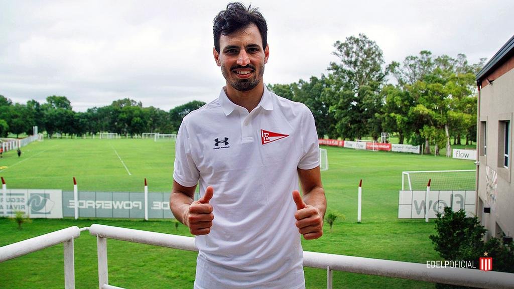 Sánchez Miño puso la firma y comenzó su segundo ciclo entrenando en el Country
