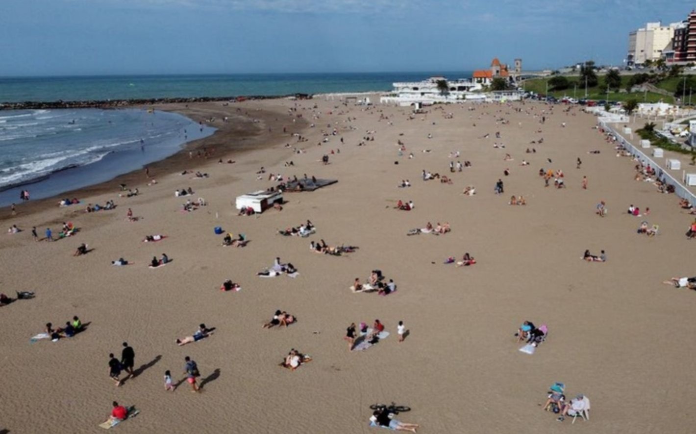 En la Costa amaneció fresco y nublado pero se espera un repunte con 27 ºC