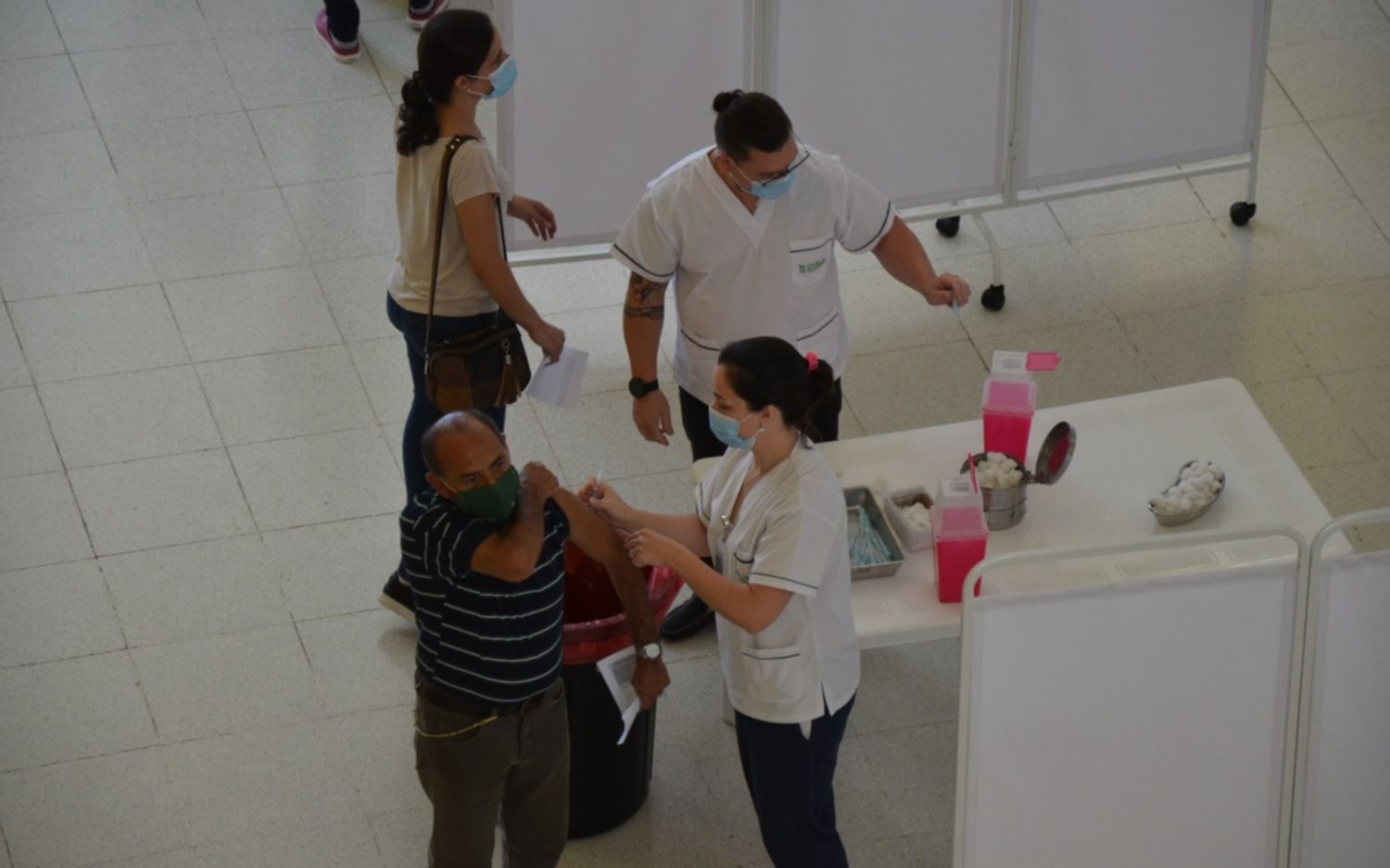 Piden la creación de un registro público de vacunados en la Provincia