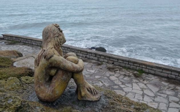 El misterio de la estatua de Mar del Plata: la dañaron y ahora tiene custodia