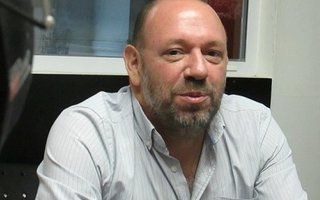 Rifourcat: "Queremos saber qué está pasando con la vacunación para nuestros vecinos"