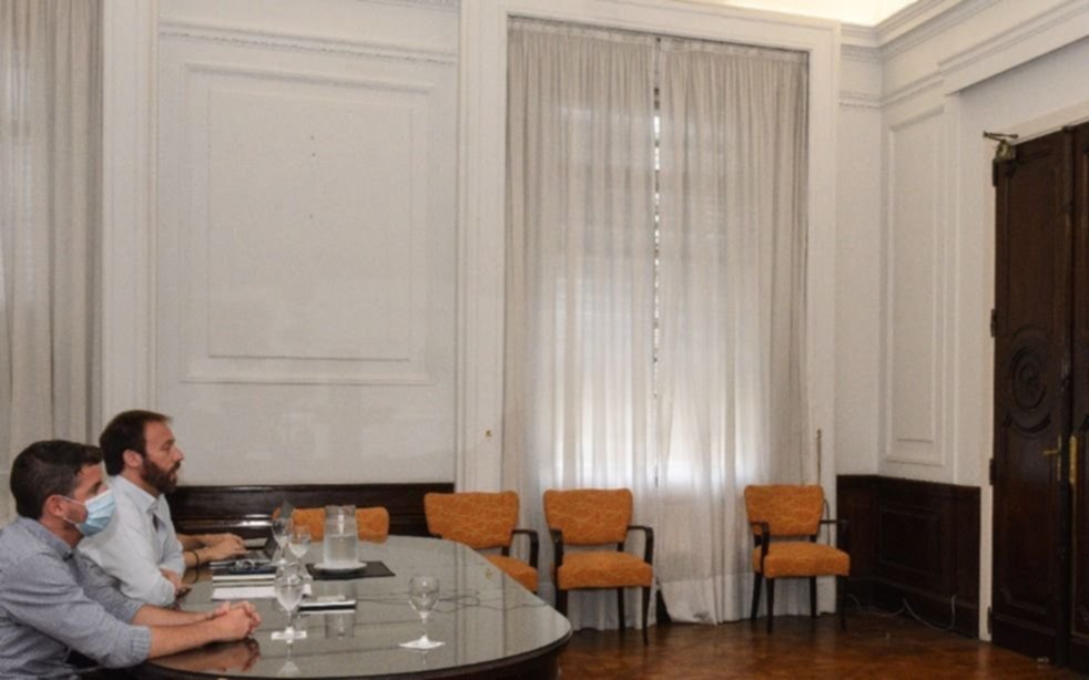 Aumento a estatales: empezó a negociarse la paritaria en la Provincia