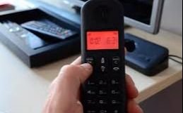 Un vecino de Gonnet denuncia que hace más de un mes no funciona su línea telefónica