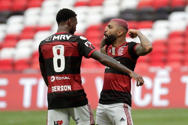 Locura por el “Fla” que va por otro título de la Liga