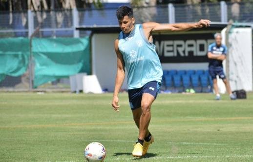 Sigali volvió a practicar a la par de sus compañeros