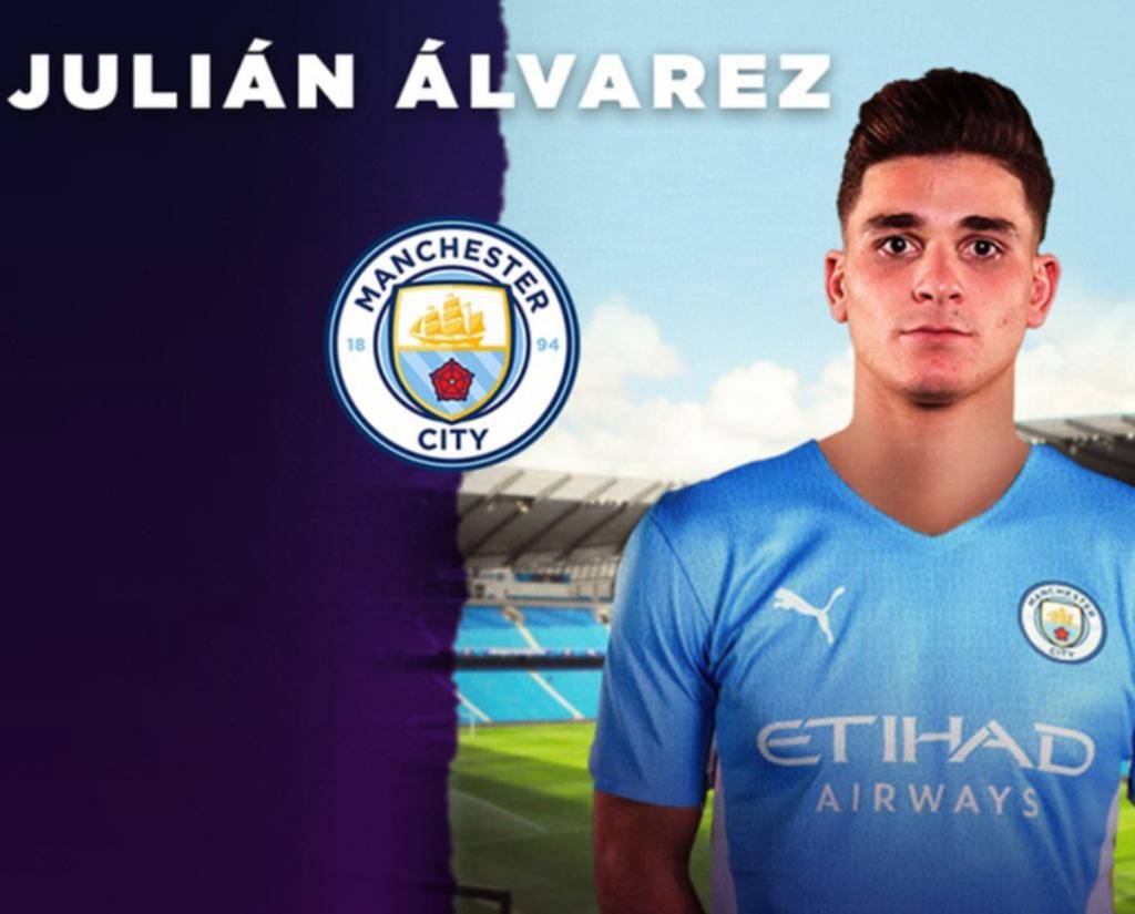 Manchester City anunció la incorporación de Julián Álvarez