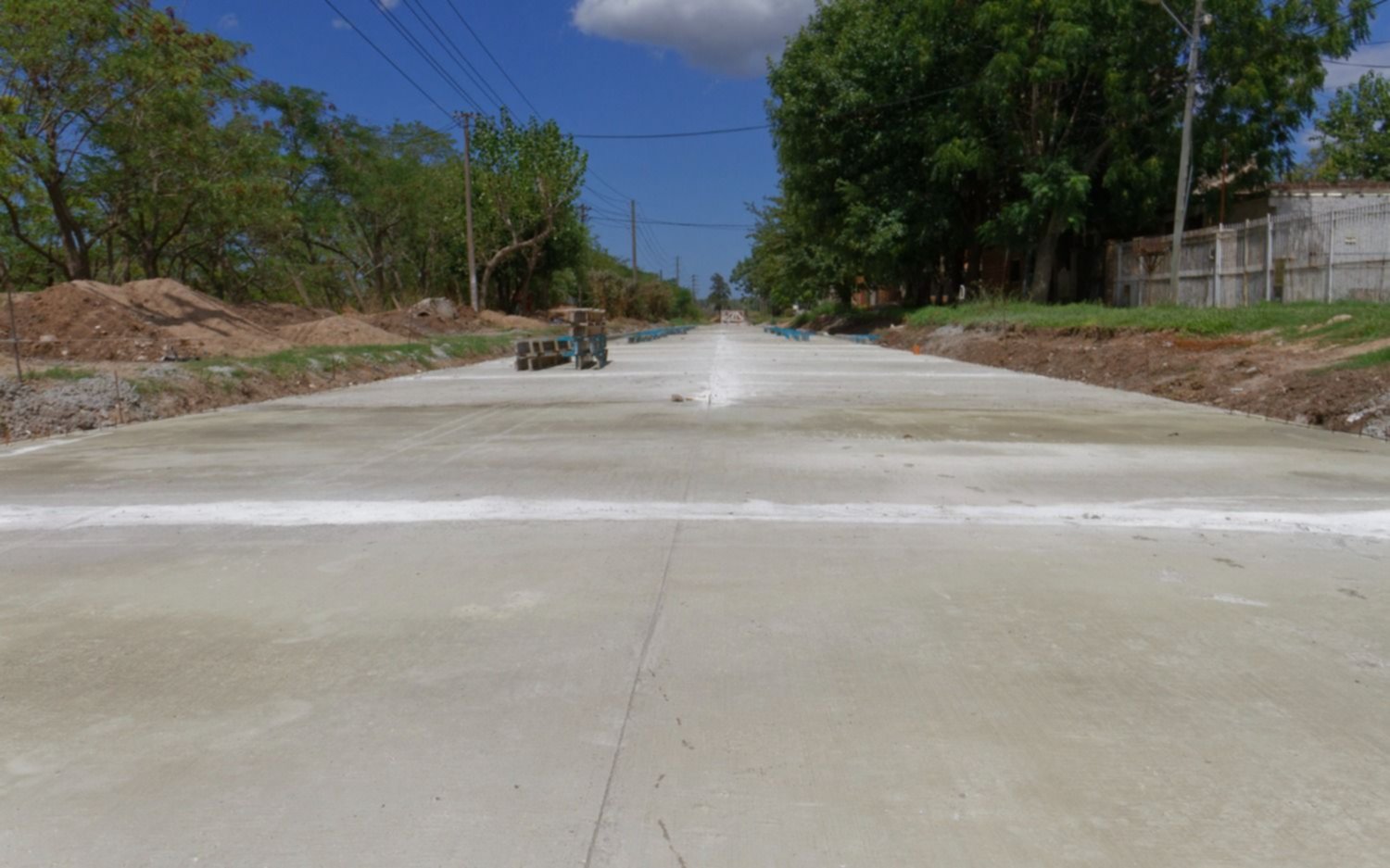 Continúa la pavimentación de la Avenida Gutiérrez – Hudson