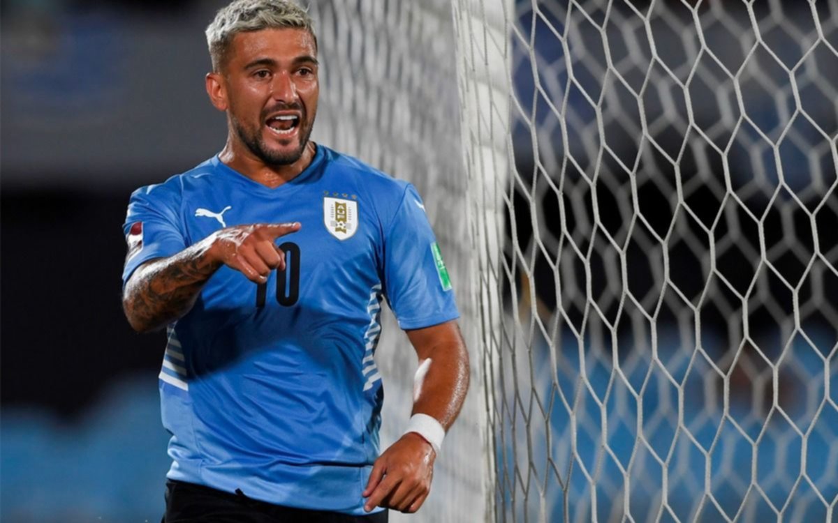 Uruguay goleó 4 a 1 a Venezuela y recupera terreno camino al Mundial