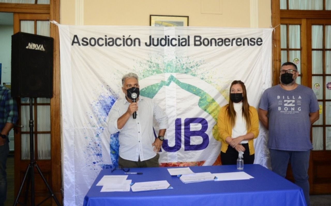 Aumento por paritarias: convocaron a los judiciales