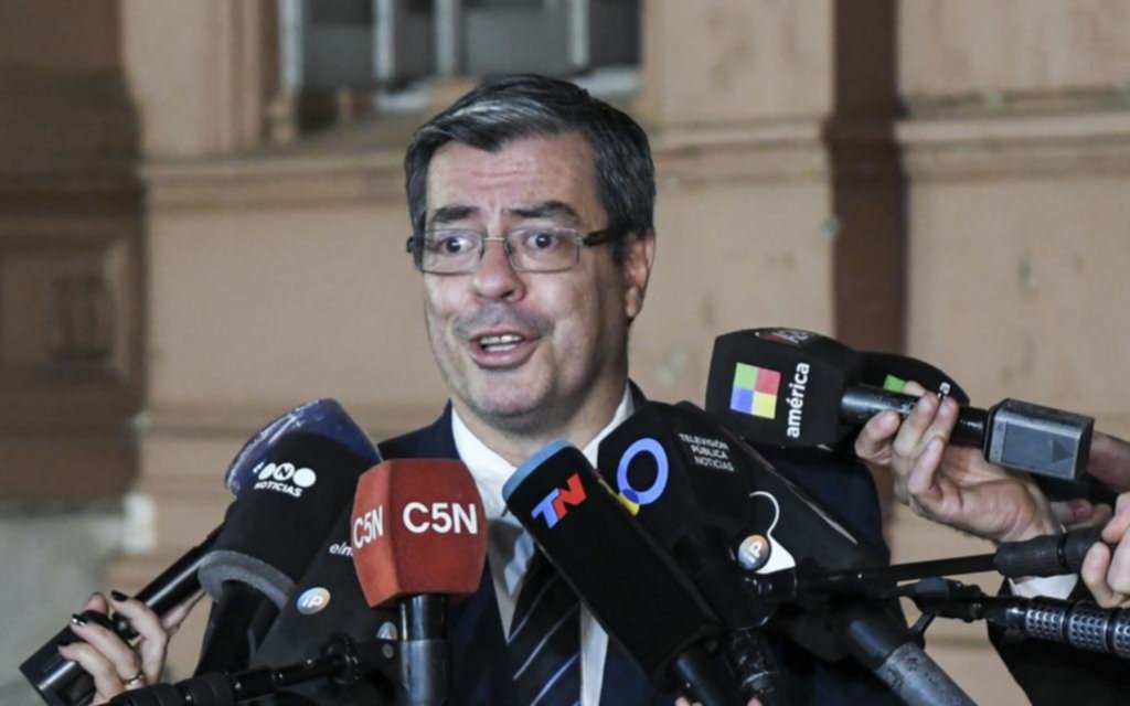 Martínez se reunió con Máximo por el traspaso
