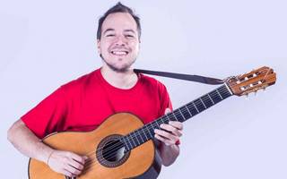 Bruno Arias trajo su folclore a "La Peña de Juan Pablo"