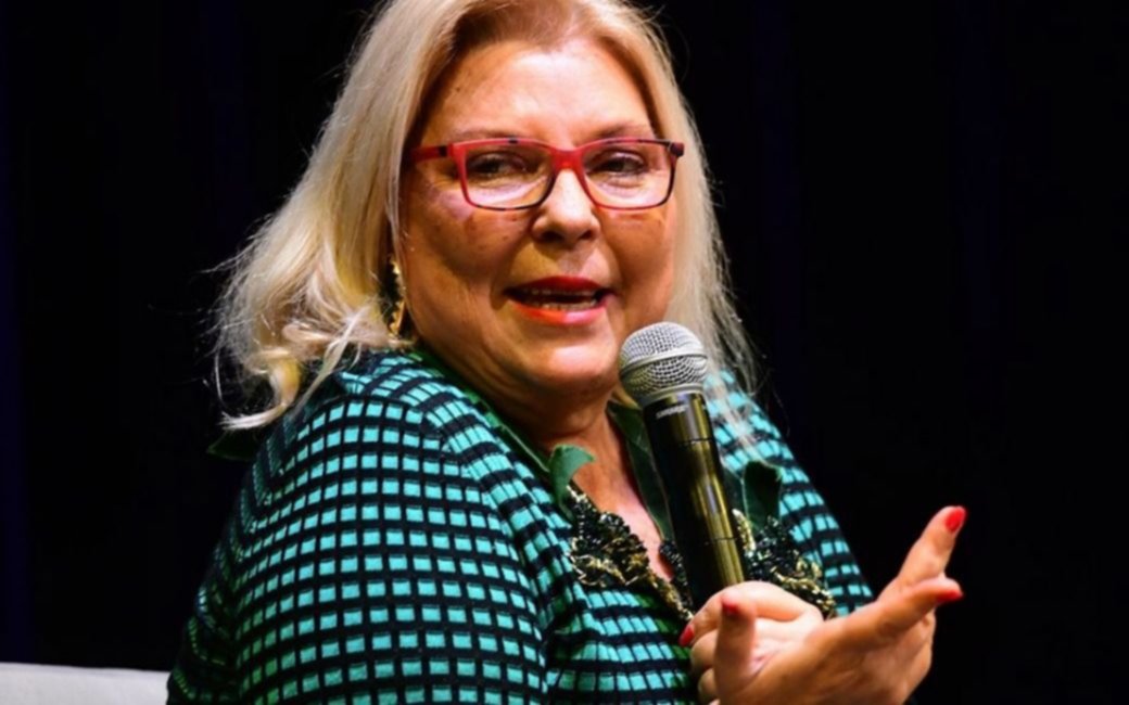 Carrió: "Debemos acompañar y discutir el acuerdo por la deuda en el Congreso"