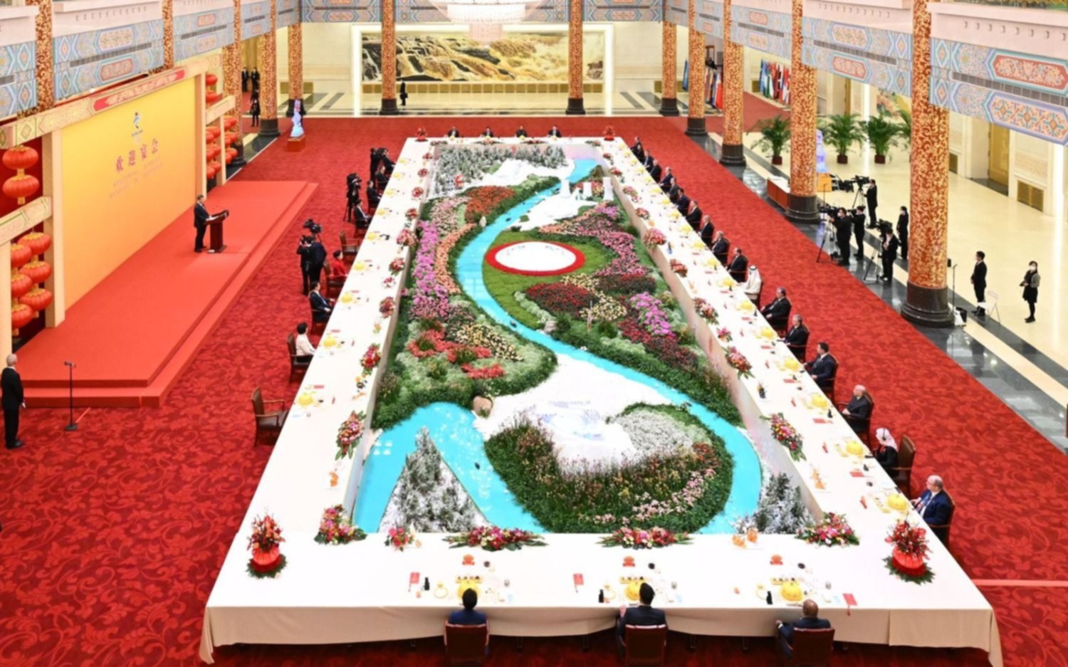 El cierre de la gira en China: reunión con Xi Jinping, acuerdos para INVAP y recorrida por Huawei