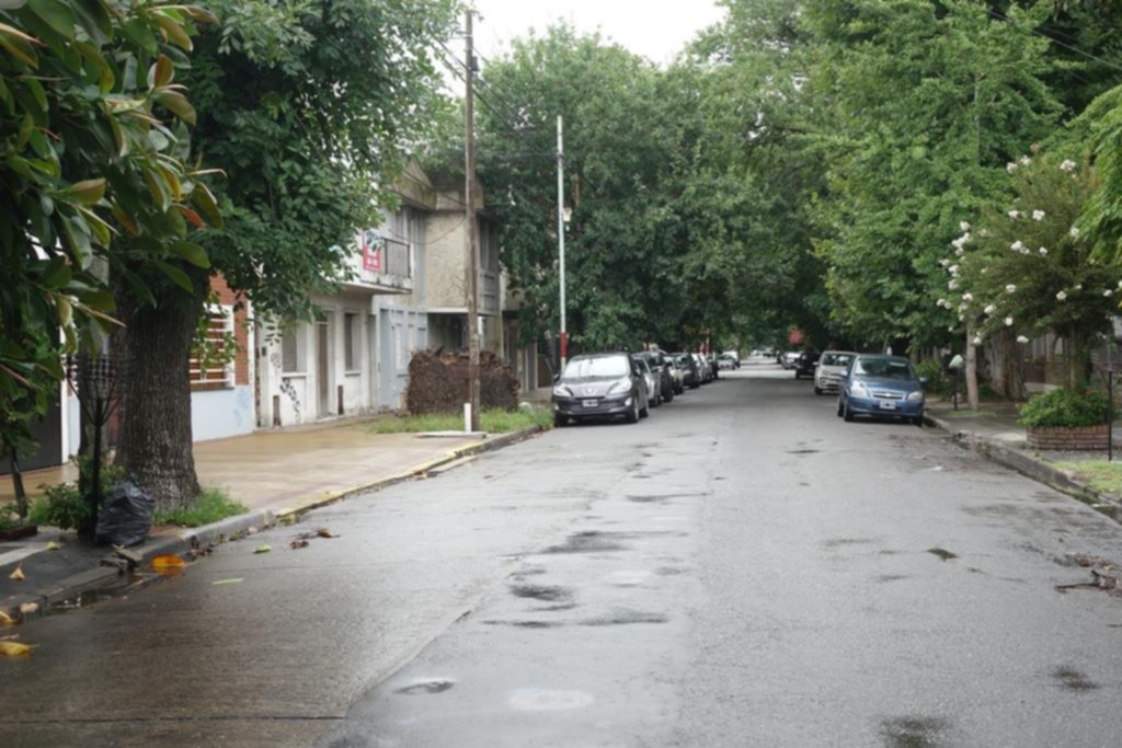 Ladrones despertaron a una mujer para asaltarla
