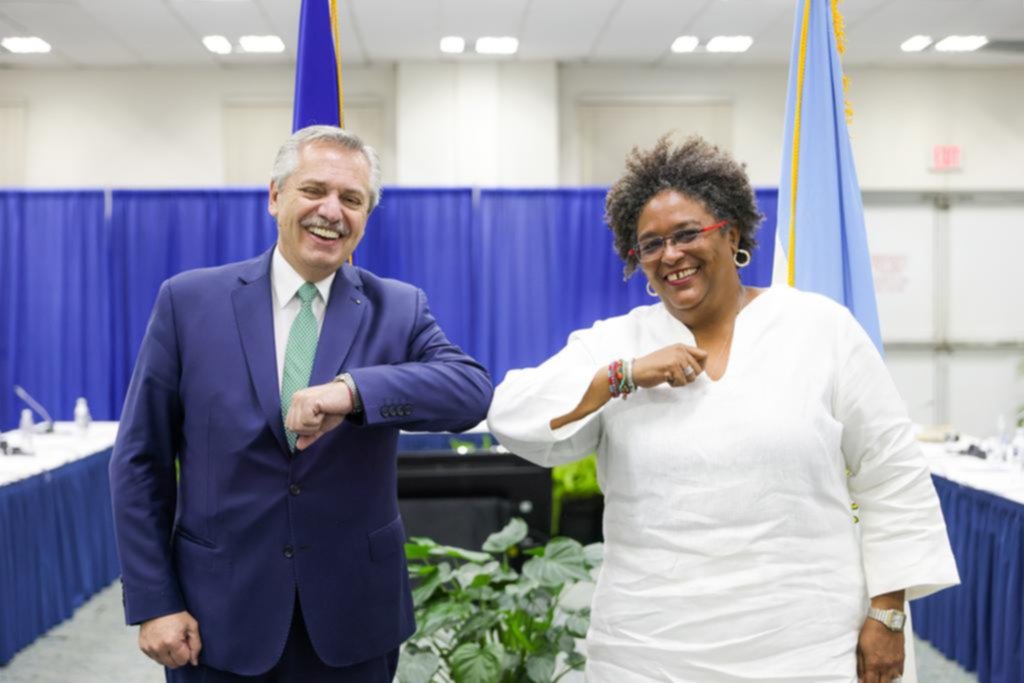 Reunión en Barbados con la Premier y regreso al país
