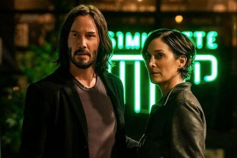 Productor de “Matrix” demanda a Warner por poner la película on demand