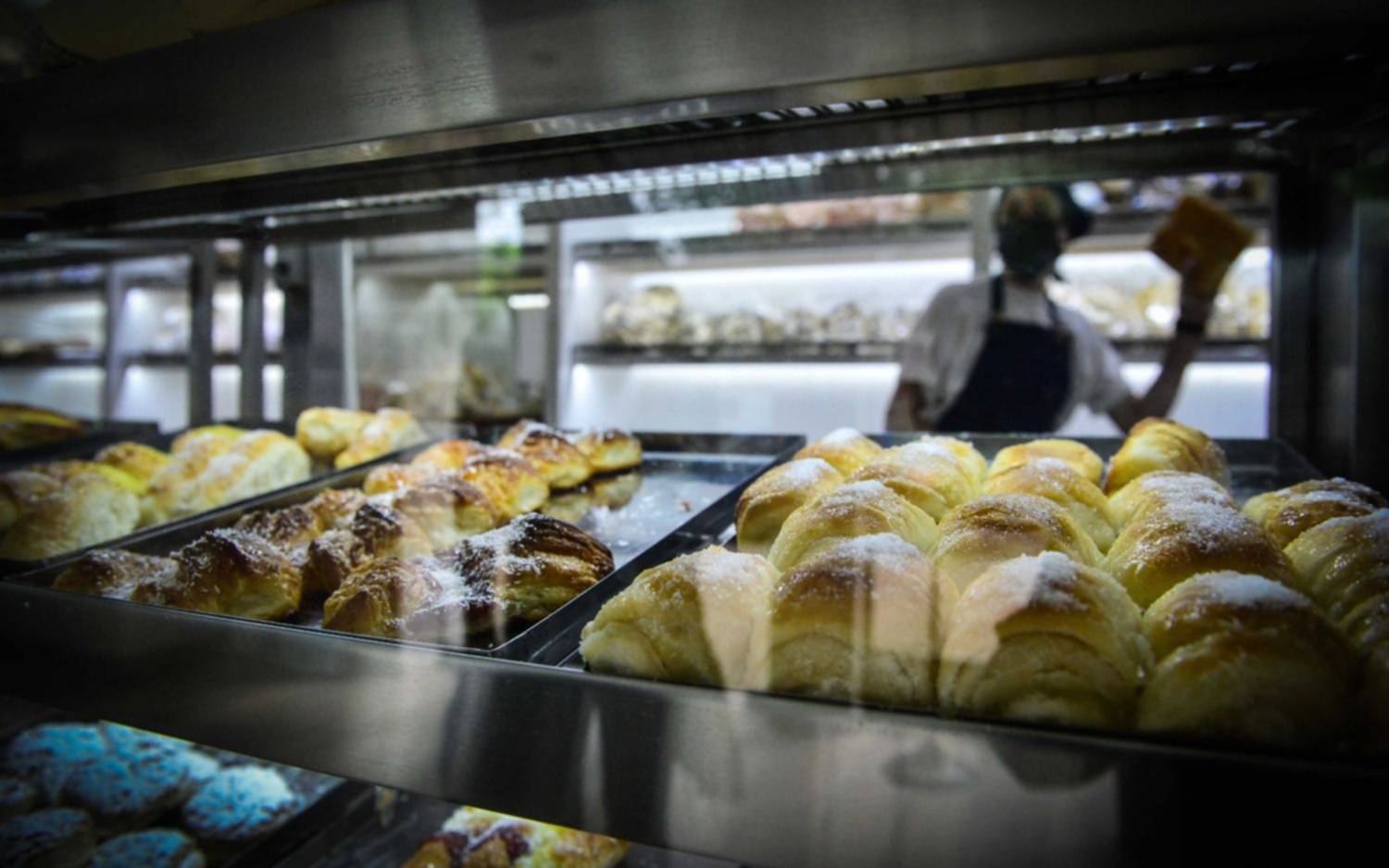 El pan y las facturas aumentarán un 25% desde la próxima semana