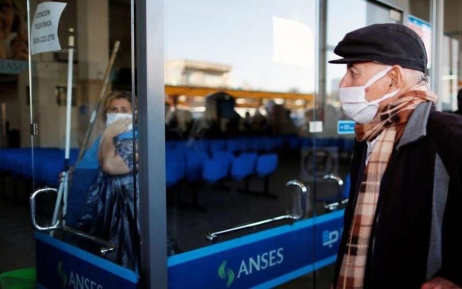 Estiman que las jubilaciones subirían entre un 11% y 12% desde el 1º de marzo: cuál sería el haber mínimo
