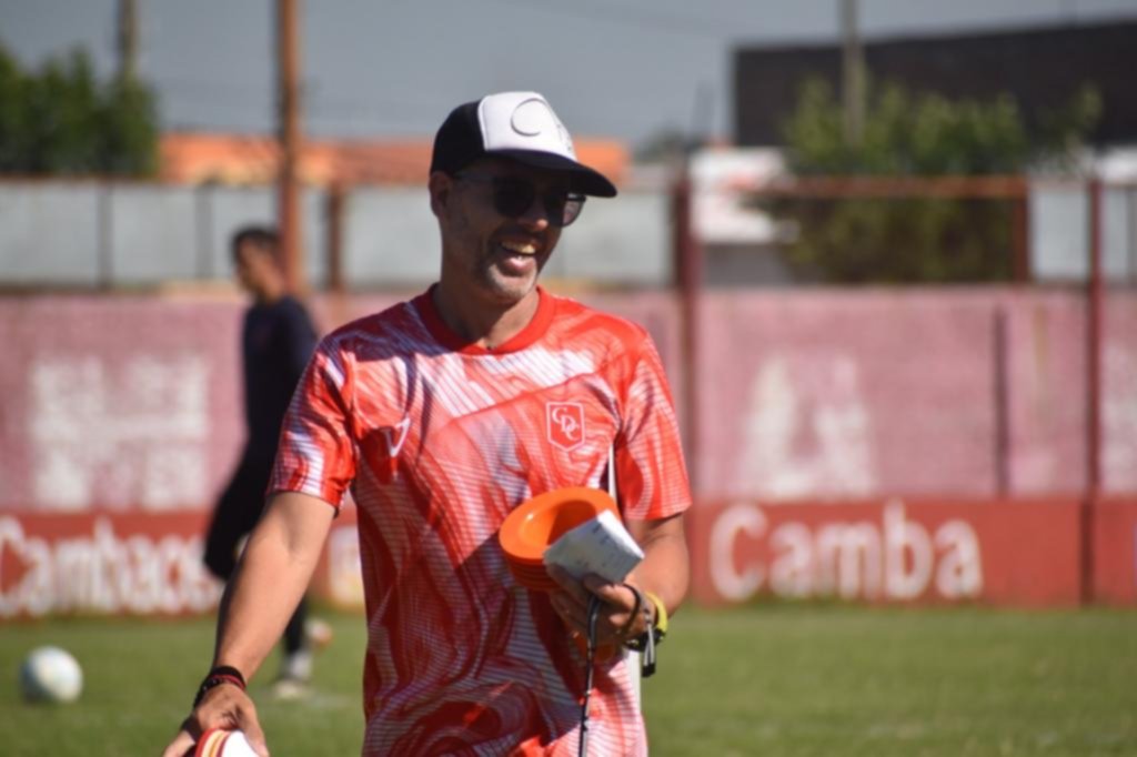Cambaceres no tiene descanso y el sábado juega el primer amistoso